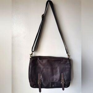 NWOT FOSSIL DISTRESSED LEATHER BRIEFCASE /MESSENGER BAG